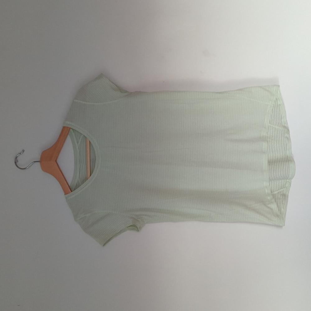 Lulu workout top